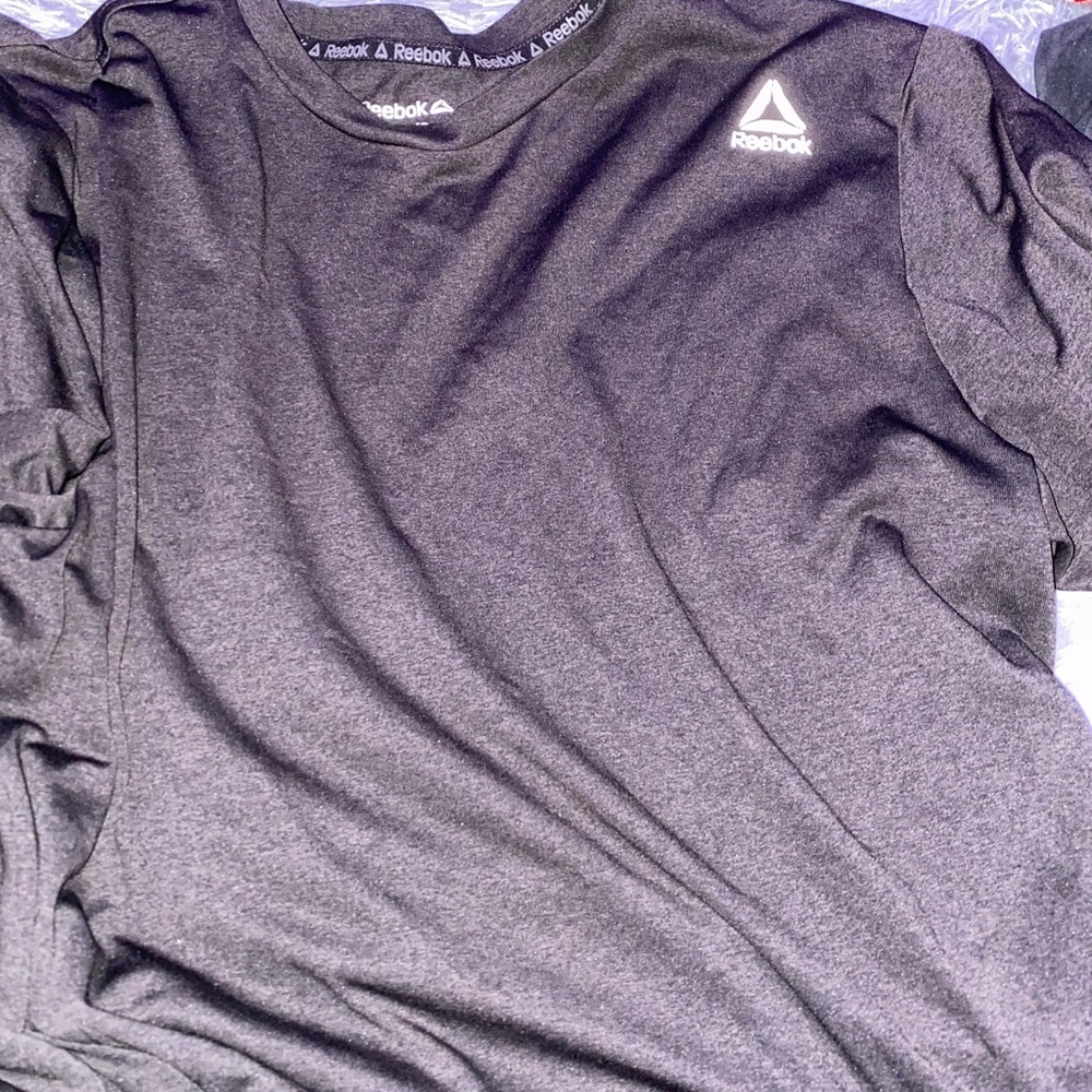 Men’s Reebok tshirt